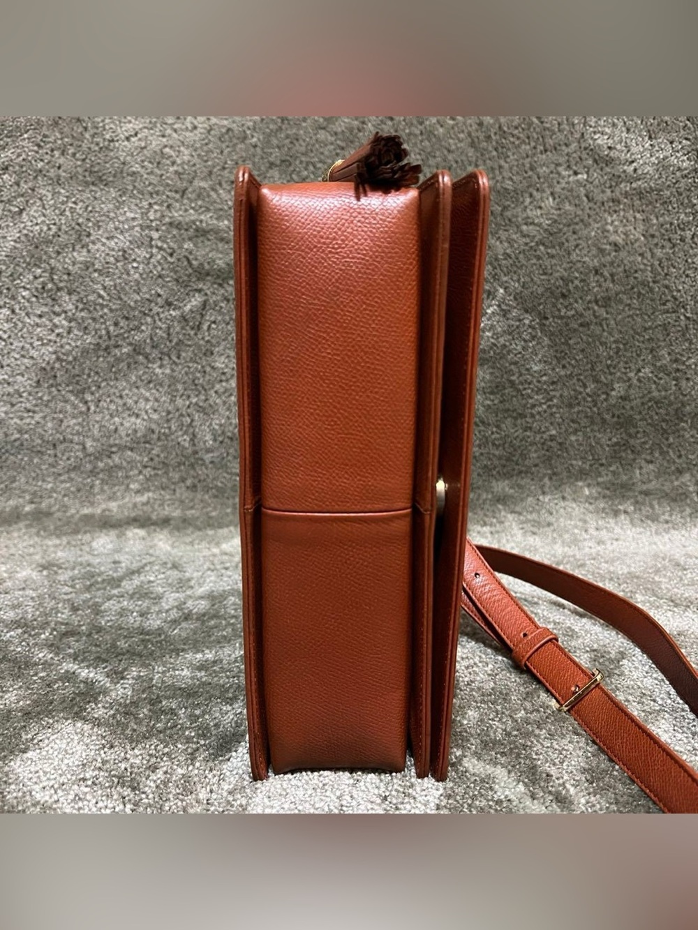 Valentino Garavani genuine leather crossbody bag with tassel Vintage - Picture 7 of 14